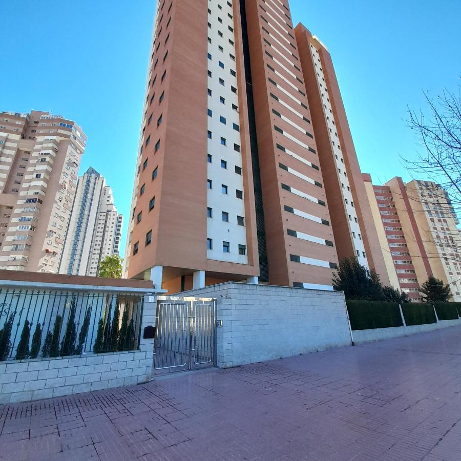 Parque Torre Sol Boutique Apartment 12 Floor , Free Parking, Wi-Fi, Pool, Appartement