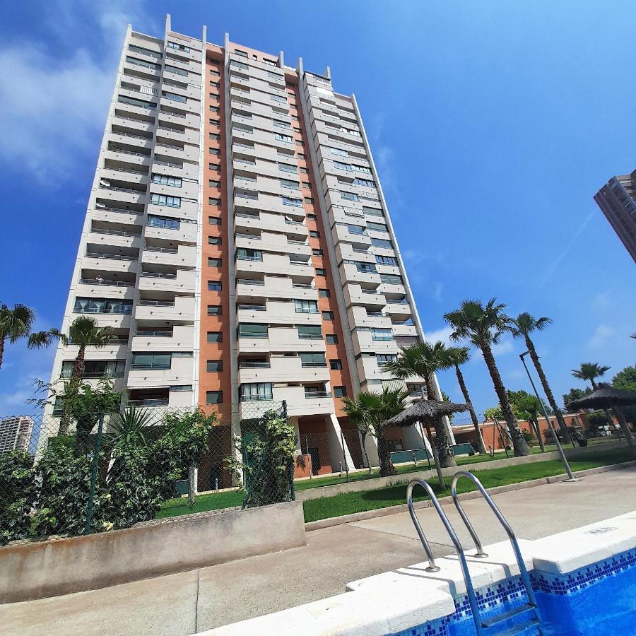 Parque Torre Sol Boutique Apartment 12 Floor , Free Parking, Wi-Fi, Pool, Appartement *